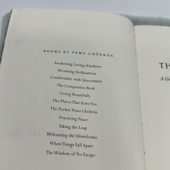 The Places That Scare You-Author Pema Chodron Paperback Book - Picture 4 of 8